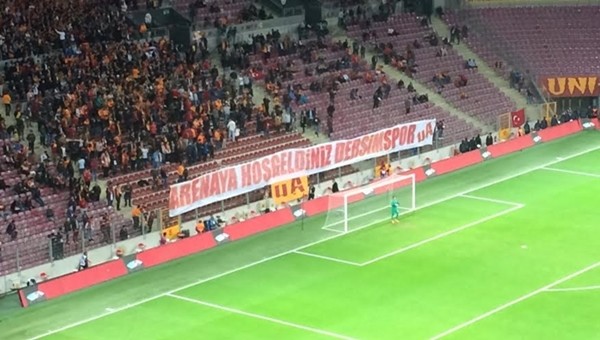 Galatasaray taraftarları Dersimspor'u çağırdı