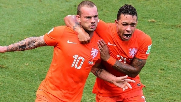 Galatasaray'dan Memphis Depay sürprizi