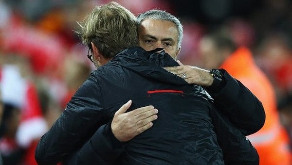 Jürgen Klopp ve Jose Mourinho yenişemedi