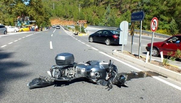 Milli sporcu trafik kazasında öldü