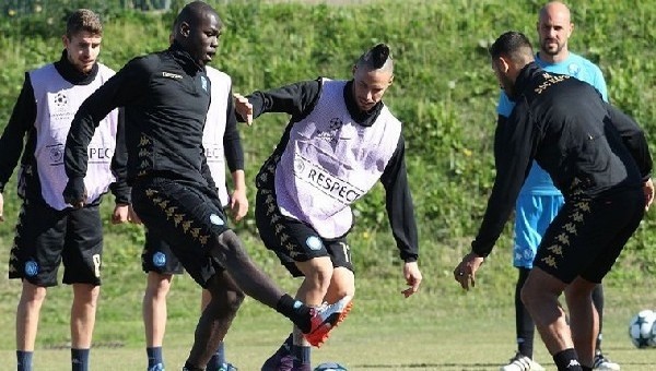 Napoli'den Beşiktaş öncesi şaşırtan karar