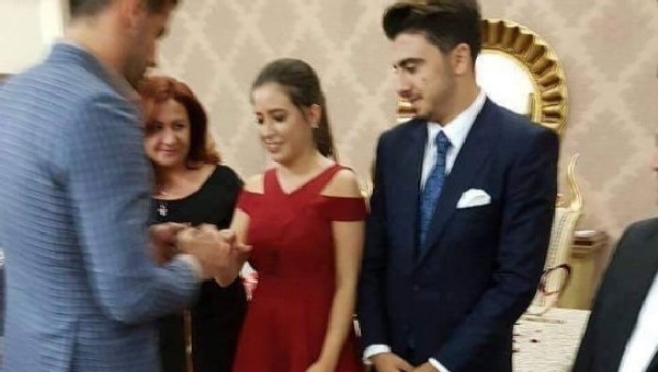 Ozan Tufan'dan sürpriz karar! Nişanlandı