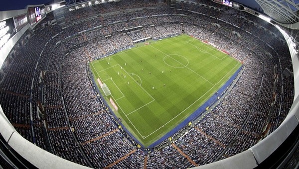 Real Madrid stadını yeniliyor
