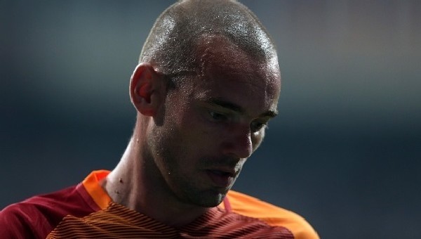 Riekerink, devre arasında Sneijder'e ne dedi?