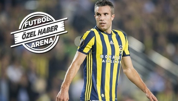 Van Persie ilk 11'de oynayacak mı?