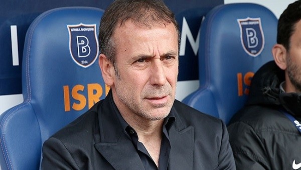 Abdullah Avcı'dan Galatasaray'a gönderme