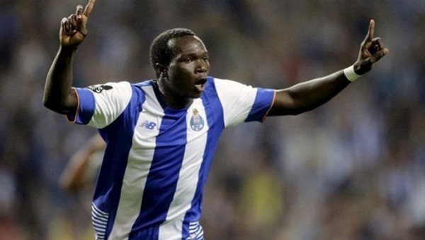 Aboubakar gitti, Porto çöktü!