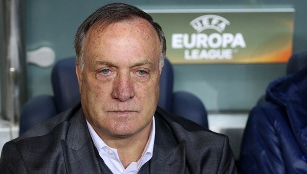 Advocaat'a maç sonu 'final' hedefini sordular