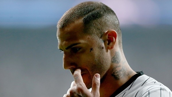 Beşiktaş - Benfica maçında mide bulantısı sorunu