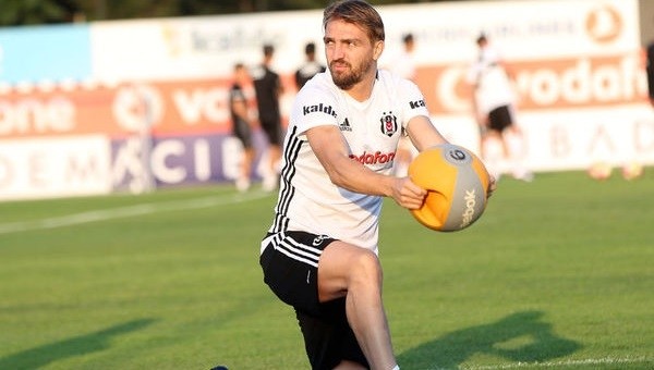 Caner Erkin'den evine özel fitness odası