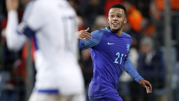 Depay, 15 yıl sonra Hollanda'da ilki başardı