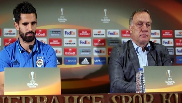 Dick Advocaat'tan oyunculara gönderme