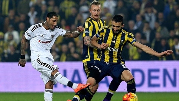 Fenerbahçe - Beşiktaş derbisinde ünvan yarışı