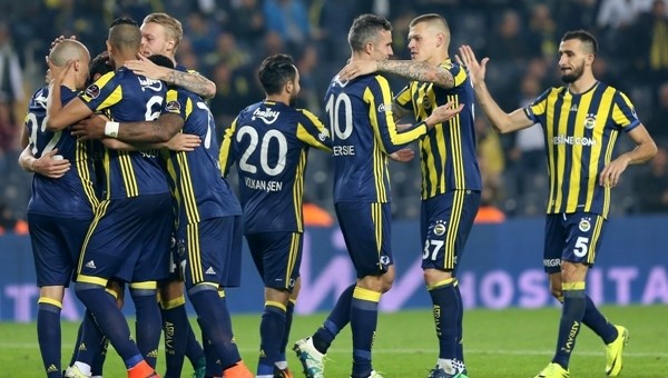 Fenerbahçe, Kadıköy'de derbi kaybetmiyor