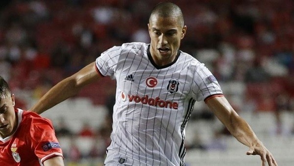 Gökhan İnler'i Galatasaraylı yaptılar