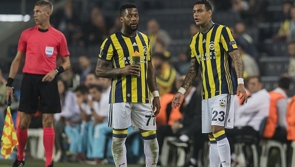 Gregory van der Wiel yeniden dönüyor