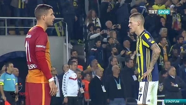 Hangi oyuncular penaltıya bakamadı?