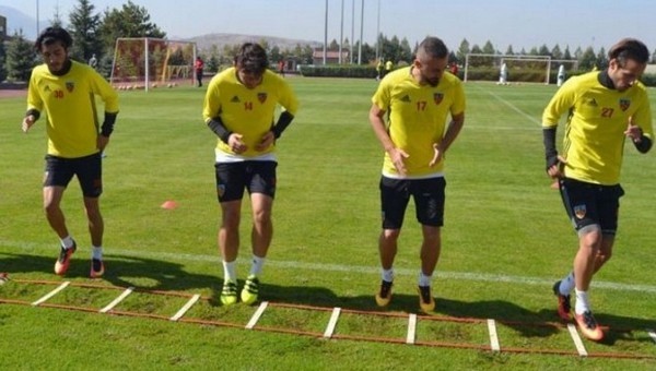 Kayserispor savunmada alarm veriyor