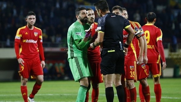 Kayserispor'da eksikler bitmiyor