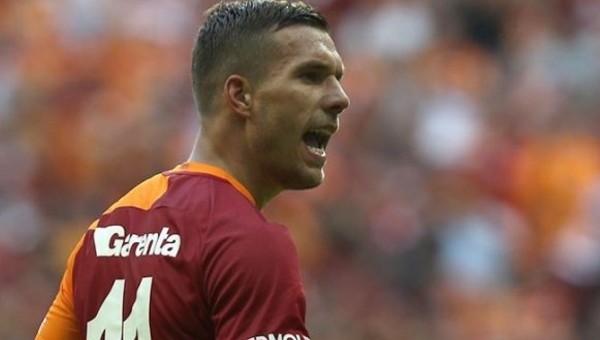 Lukas Podolski açıkladı! '5 yıl daha'