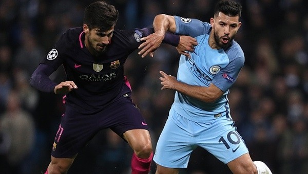 Manchester City, Barcelona'yı devirdi