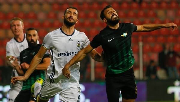 Mehmet Topal Galatasaray derbisinde cezalı