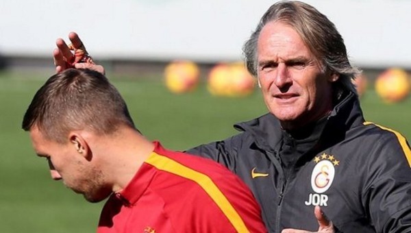 Riekerink'in Başakşehir planı! 5 şifre