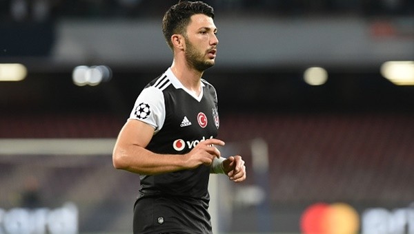 Tolgay Arslan'dan ezeli rakiplerine derbi göndermesi