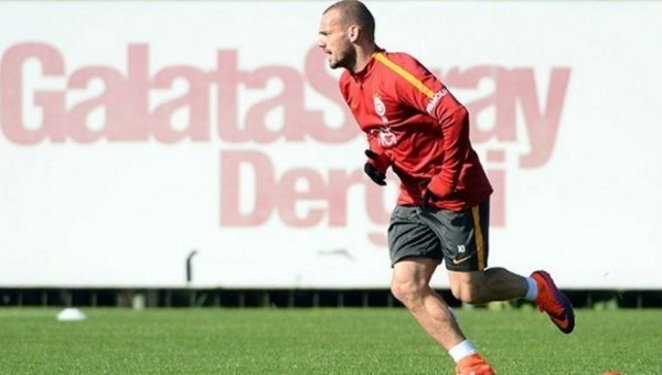 Wesley Sneijder'in Fenerbahçe hazırlığı