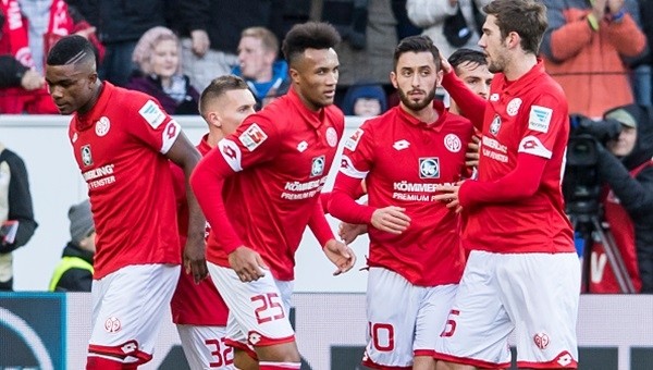 Yunus Mallı şov yaptı, Mainz 05 kazandı