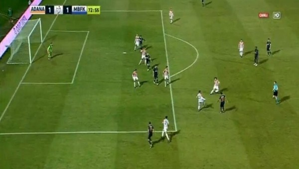 Adanaspor - Medipol Başakşehir maçında skandal karar