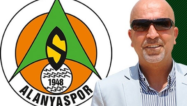 Alanyaspor Başkanı Çavuşoğlu, Benfica'yı Alanya'ya davet etti