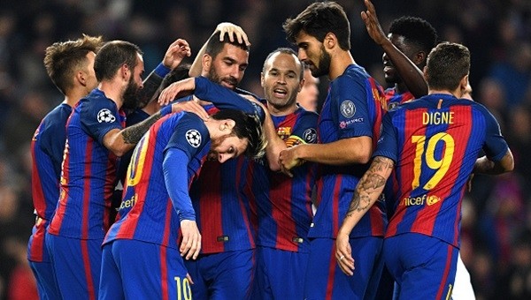 Arda Turan atıyor, takımları kazanıyor