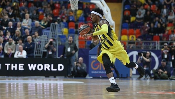 Fenerbahçe - CSKA Moskova'yı devirdi: 79-95