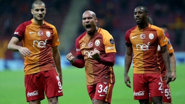 Galatasaray'da De Jong siftah yaptı