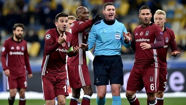 Dinamo Kiev - Beşiktaş maçının hakemi Craig Thomson'a sosyal medyada tepki