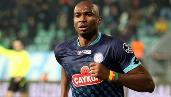 Kweuke atıyor, Rizespor kaybetmiyor