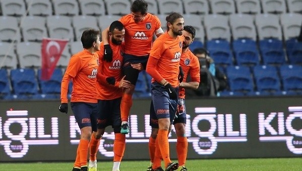 Mehmet Demirkol: 'Başakşehir zirveyi hak ediyor'
