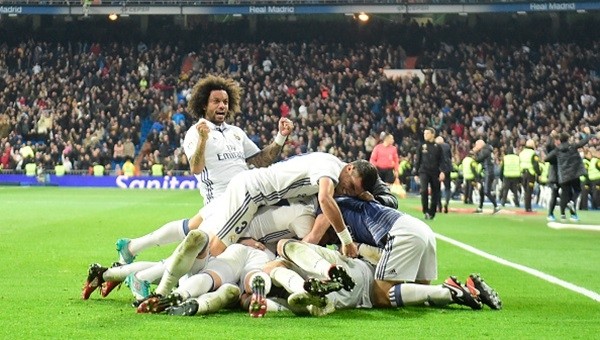 Real Madrid 3 - 2 Deportivo La Coruna maçı özeti ve golleri