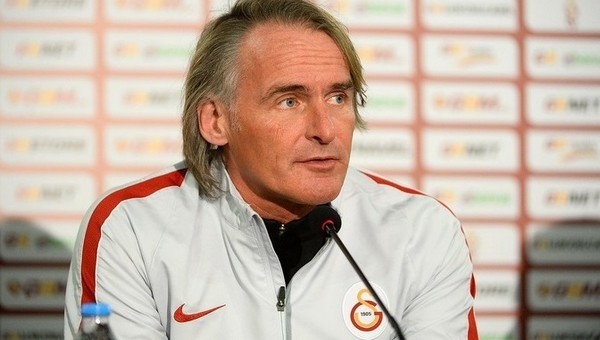 Riekerink'ten transfer açıklaması