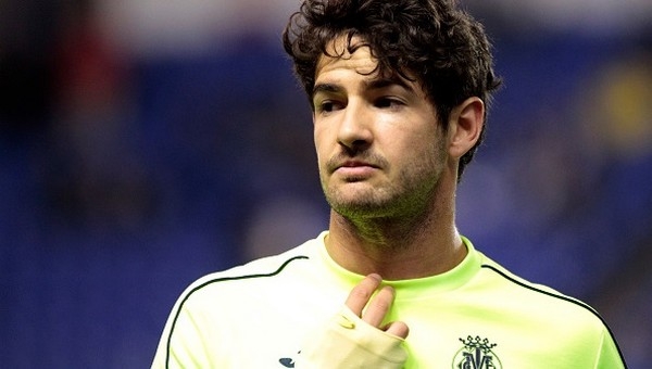 Alexandre Pato'ya Çin'e transfer oldu