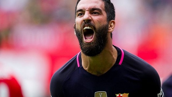 Arda Turan'dan Çin'e mi gidiyor? Açıkladı