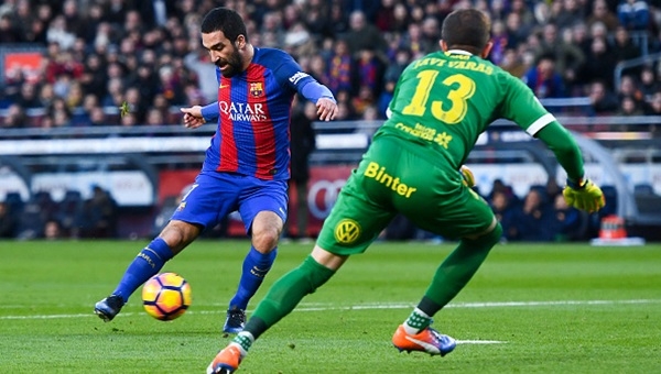 Arda Turan'ın Las Palmas'a attığı gol (İZLE)