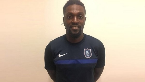 Başakşehir, Emmanuel Adebayor'u transfer etti