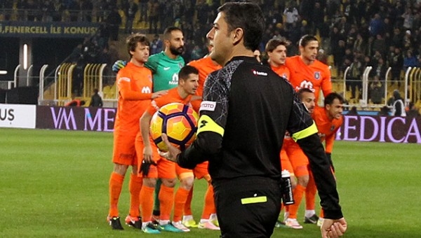 'Bülent Yıldırım, Fenerbahçe lehine penaltı vermedi'