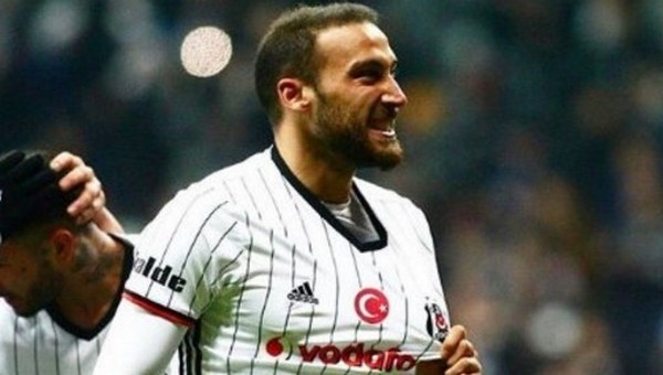 Cenk Tosun'dan 3. yıldız mesajı