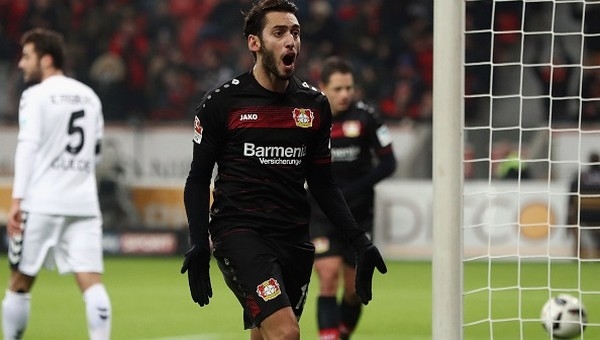 Chelsea, Hakan Çalhanoğlu'nun peşinde