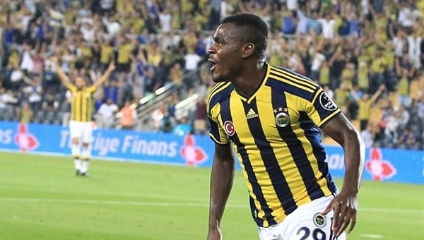 Fenerbahçeli Emenike'den flaş ayrılık mesajı