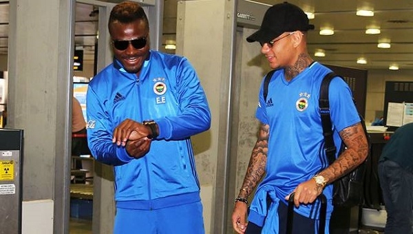 Fenerbahçe'de Emenike ve Van der Wiel krizi