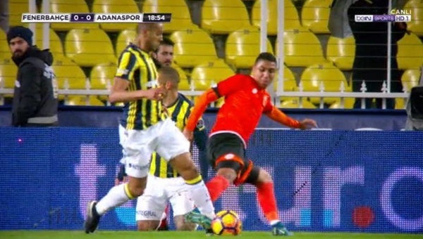 Fenerbahçe'nin Adanaspor maçında penaltısı verilmedi mi?